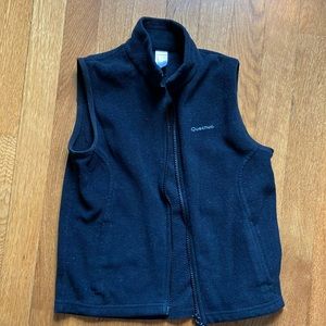 Quechua black fleece vest